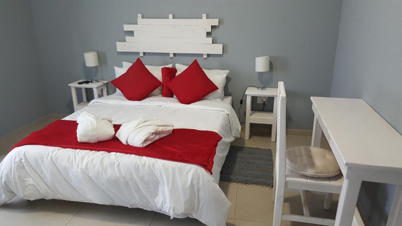 Bella Luna Bed And Breakfast Walvis Bay Extérieur photo